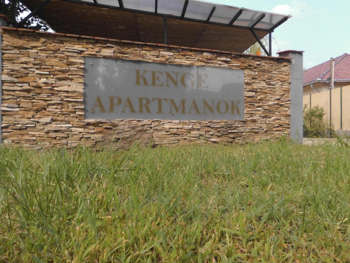 Kenge Apartmanok Balatonszemes Bagian luar foto